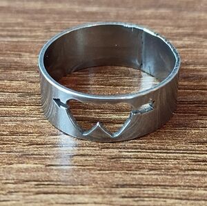 Silver Tone Heart and Arrow Cutout Band Ring Minimalist Y2K Edgy